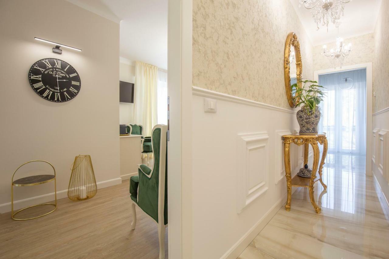ורונה Crys: Apartments, Holiday, Business, Verde מראה חיצוני תמונה