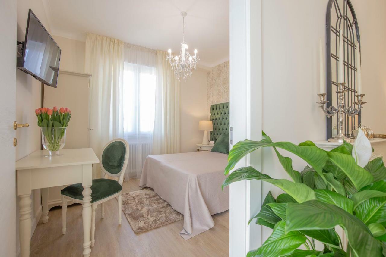 ורונה Crys: Apartments, Holiday, Business, Verde מראה חיצוני תמונה